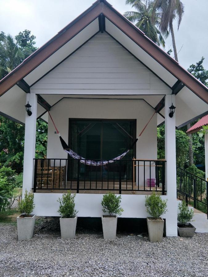 Lanta Fa Rung Beach Resort Koh Lanta Exterior photo